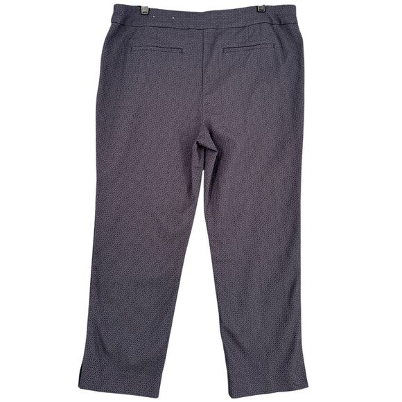 Chico's Gray Geometric Patterned‎ Flat Front Stretch Casual Pants 16 Petite - Picture 2 of 8